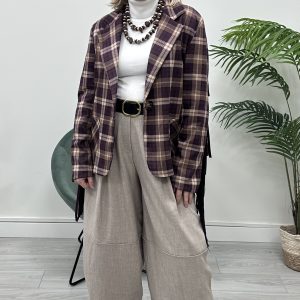 Chaqueta flecos berenjera